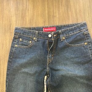 Levi’s superlow stretch size 9jr